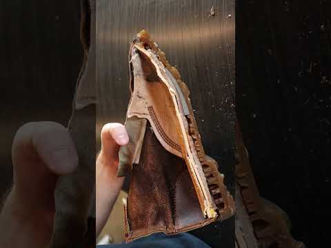 Watch as Rose Anvil compares modern and vintage Doc Martens. #DocMartens #vintageshoes #shoeslice